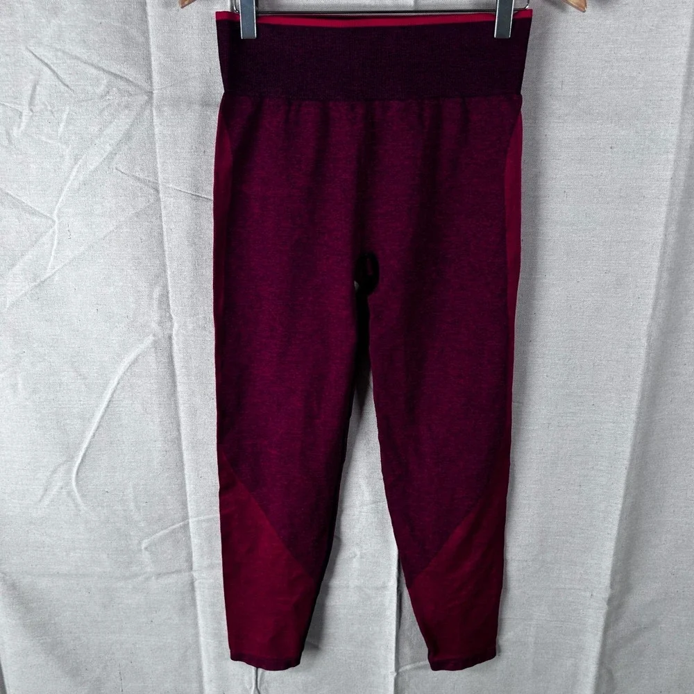 PINK Victoria's‎ Secret Seamless Leggings Maroon Red Heart Detail Womens Large